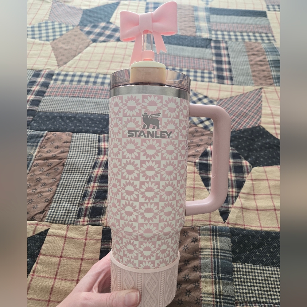 Peach Whip Sunflower Stanley 30oz